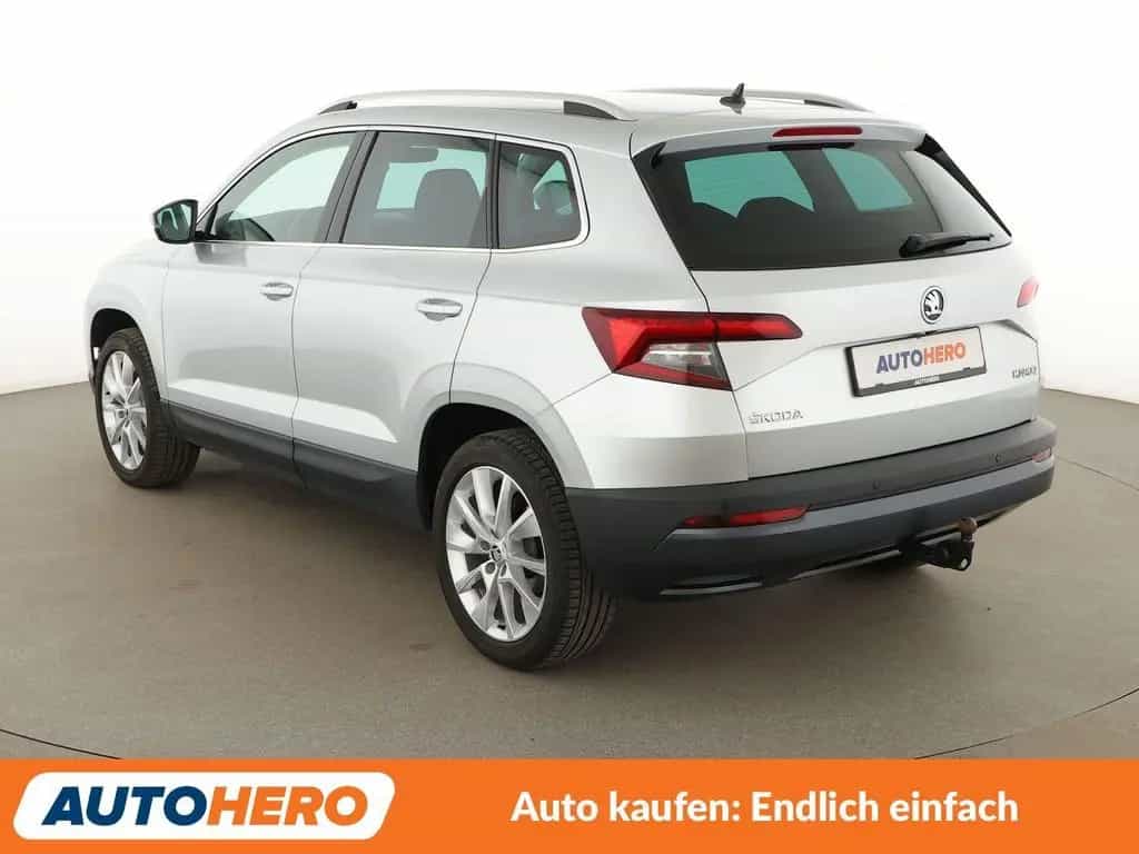 Skoda Karoq 1.5 TSI ACT Style Aut.*NAVI*CAM*SHZ* 06/2018-photo-3