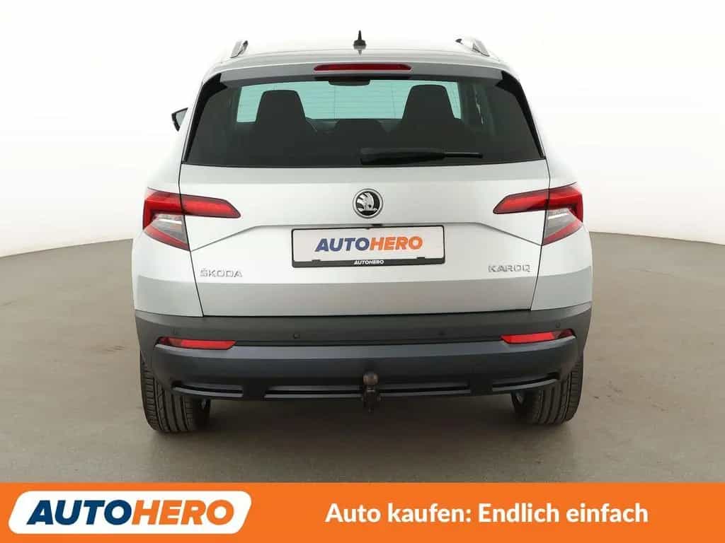 Skoda Karoq 1.5 TSI ACT Style Aut.*NAVI*CAM*SHZ* 06/2018-photo-4