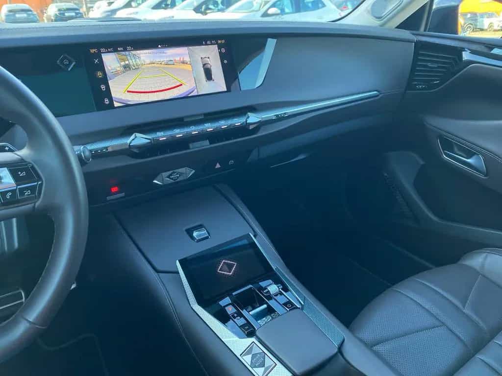 DS Automobiles DS4 Benzin Automatik 130 ETOILE *LEDER*MatrixLED 12/2024-photo-19