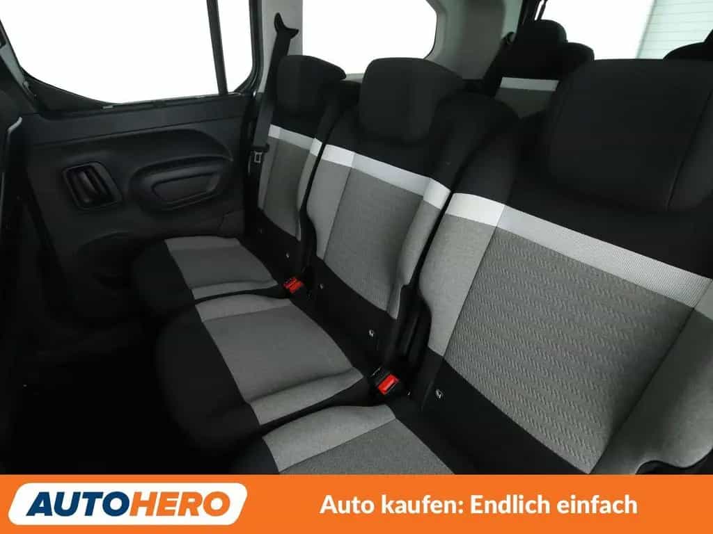 Citroën Berlingo 1.2 PureTech Shine XL Aut.*NAVI*CAM* 06/2023-photo-13