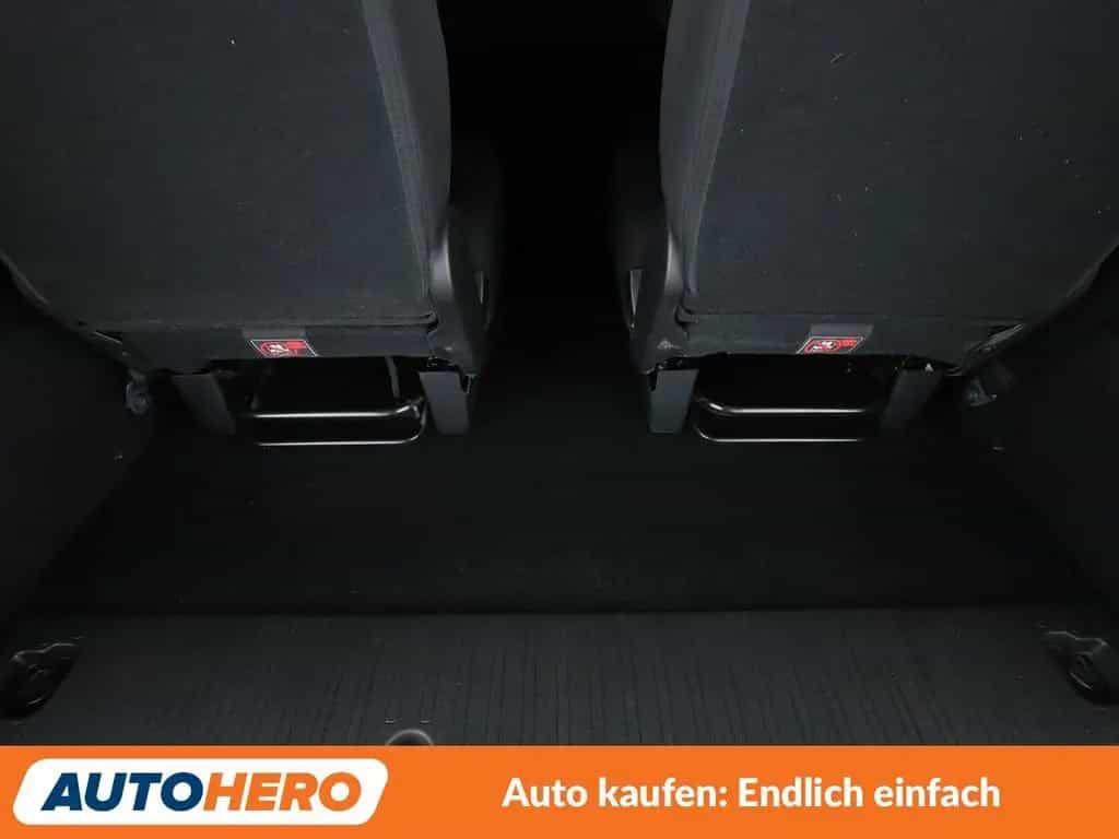 Citroën Berlingo 1.2 PureTech Shine XL Aut.*NAVI*CAM* 06/2023-photo-17