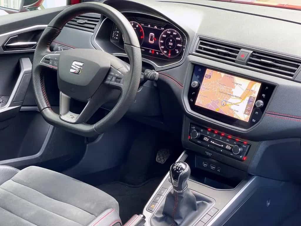 Seat Arona FR 1,5 ACC SH AKH 11/2019-photo-18