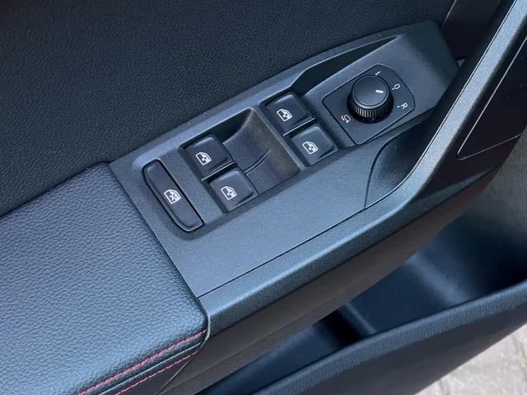 Seat Arona FR 1,5 ACC SH AKH 11/2019-photo-37