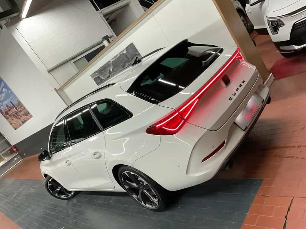 Cupra Leon SP 2.0 TSI DSG NAVI ACC LHZ SHZ KESSY LED 12/2022-photo-14