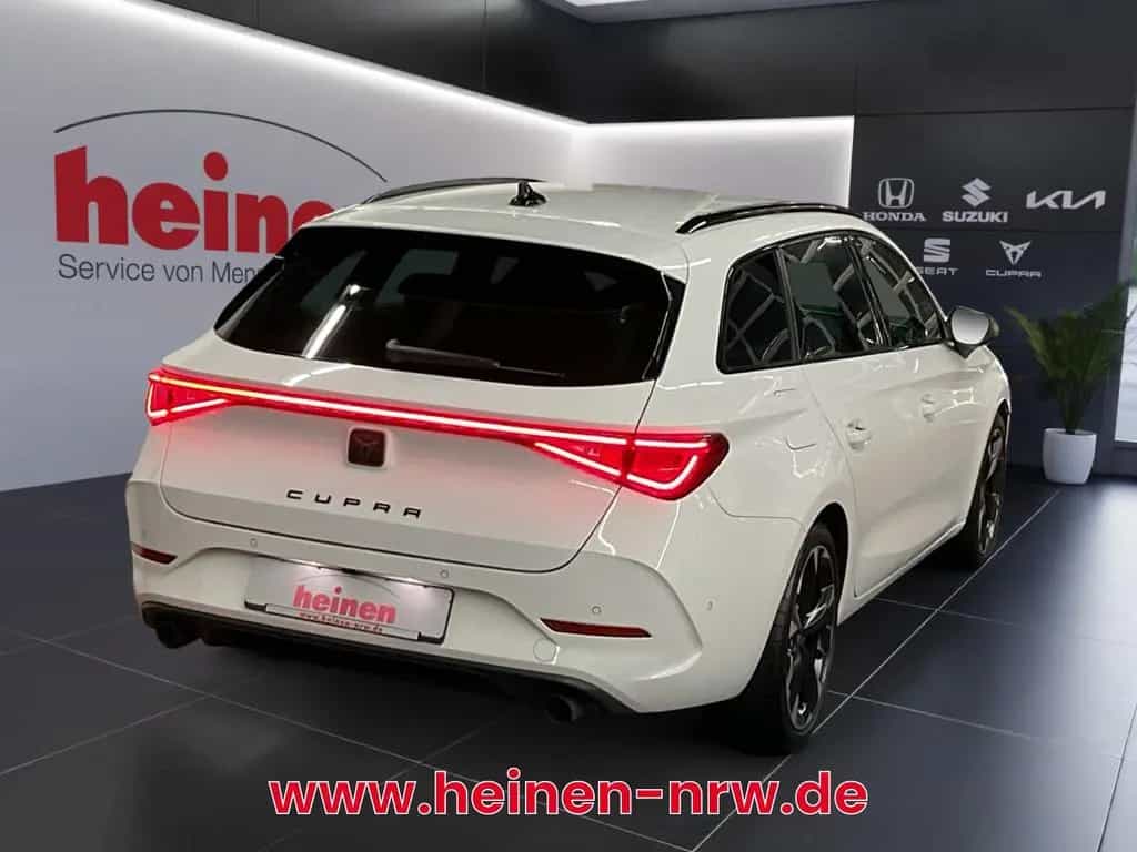Cupra Leon SP 2.0 TSI DSG NAVI ACC LHZ SHZ KESSY LED 12/2022-photo-3