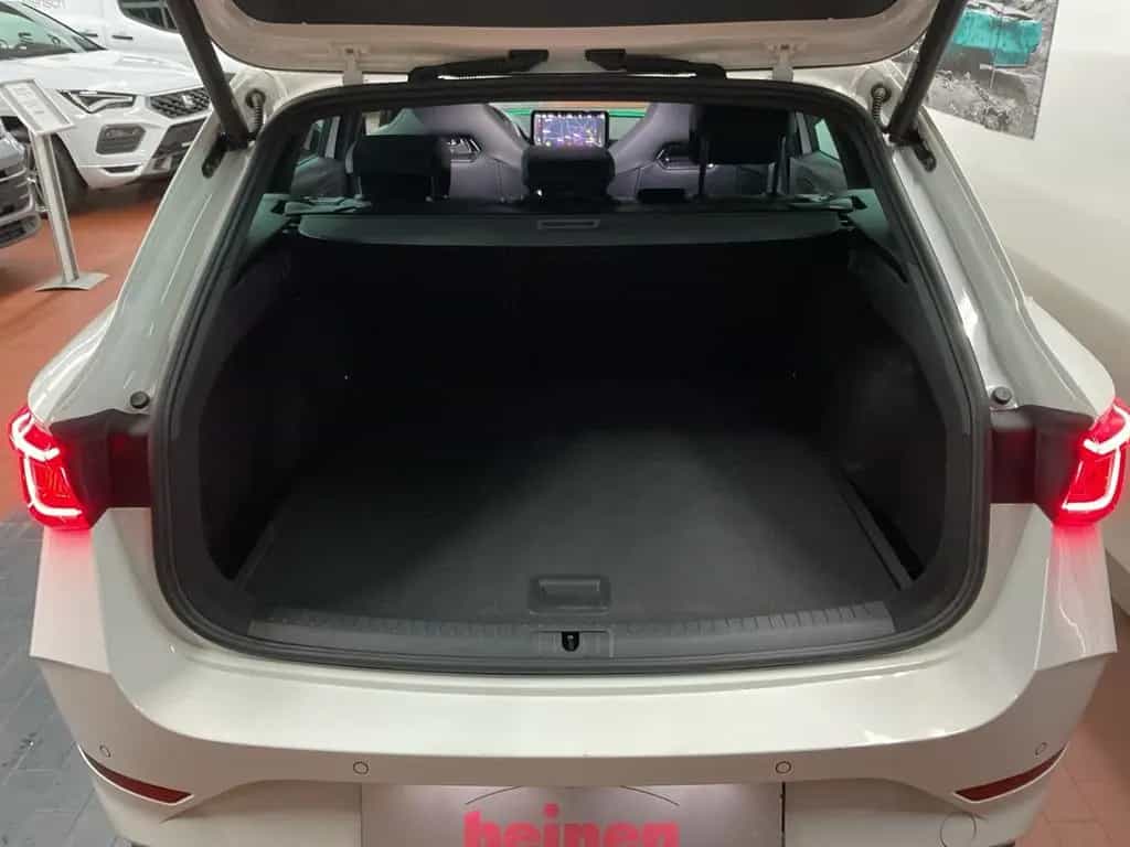 Cupra Leon SP 2.0 TSI DSG NAVI ACC LHZ SHZ KESSY LED 12/2022-photo-8
