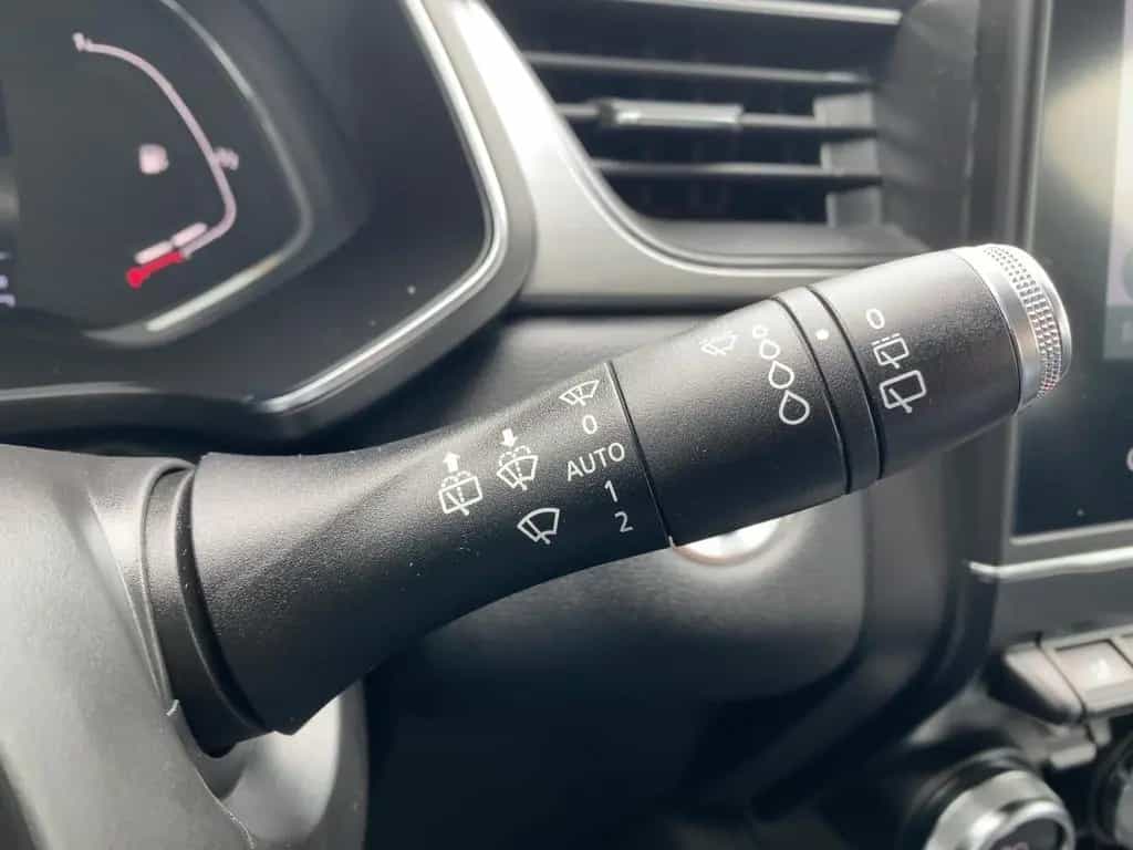 Renault Captur II 1.3 TCe 140 GPF Intens CAM*LED*NAVI*LM 09/2021-photo-16