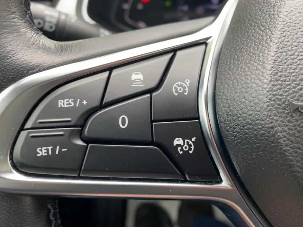 Renault Captur II 1.3 TCe 140 GPF Intens CAM*LED*NAVI*LM 09/2021-photo-17