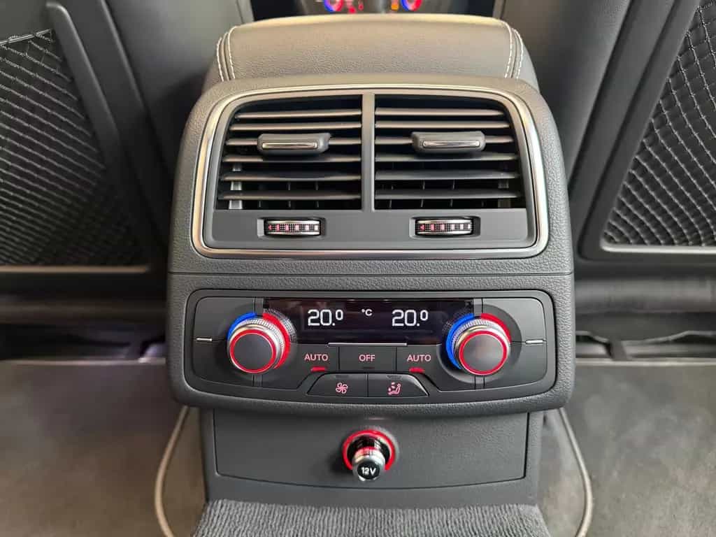 Audi A6 5 J. Garantie PANO AHK LED NAVI LEDER KEYL. 04/2018-photo-15