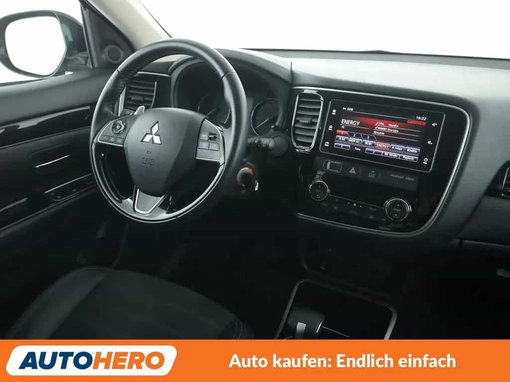 Mitsubishi Outlander 2.0 MIVEC Edition 100 2WD Aut.*CAM* 05/2018-photo-12