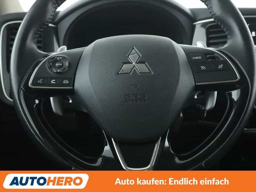 Mitsubishi Outlander 2.0 MIVEC Edition 100 2WD Aut.*CAM* 05/2018-photo-18