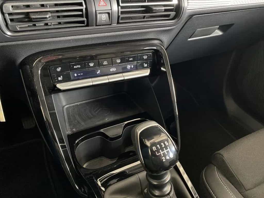 Citroën C3 Turbo 100 MAX *Winter-Pak*CAM*Allwetter*Navi* 10/2025-photo-24