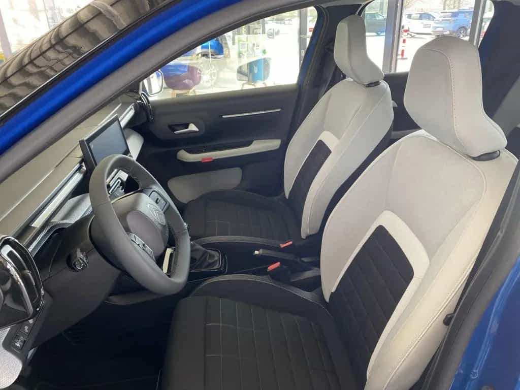 Citroën C3 Turbo 100 MAX *Winter-Pak*CAM*Allwetter*Navi* 10/2025-photo-7