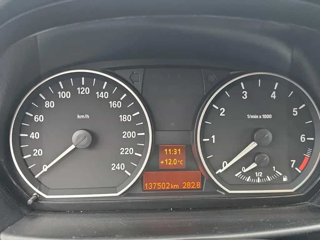 BMW 118 i 1 Limousine PDC+SHZ+TEMPOMAT+KLIMA 06/2011-photo-10