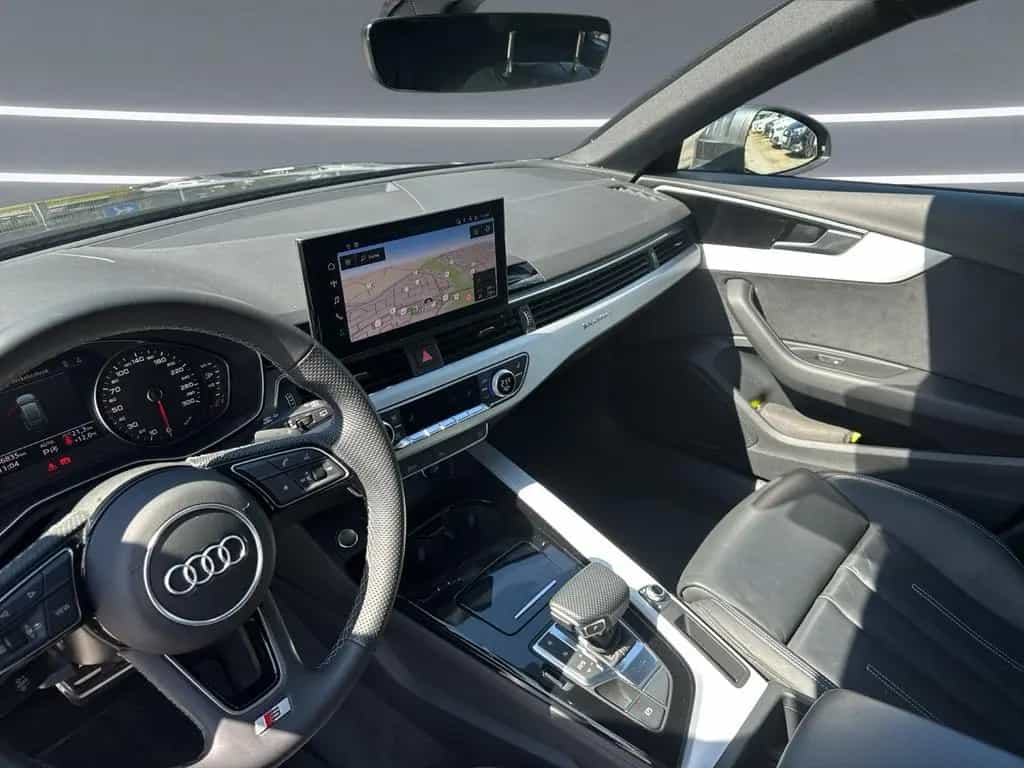 Audi A4 Avant 40 TFSI qu S line AHK PANO LED NAVI 18" 05/2023-photo-15