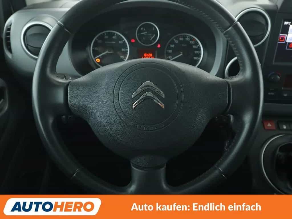 Citroën Berlingo 1.6 Blue-HDi Shine *TEMP*PDC*AHK*KLIMA* 01/2017-photo-18
