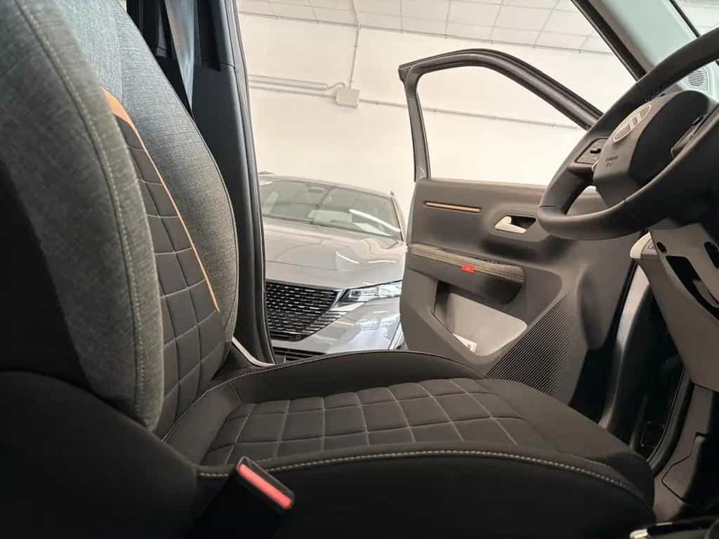 Citroën C3 Aircross Citroen C3 Aircross PLUS PureTech Turbo 100 CV 6 05/2025-photo-12