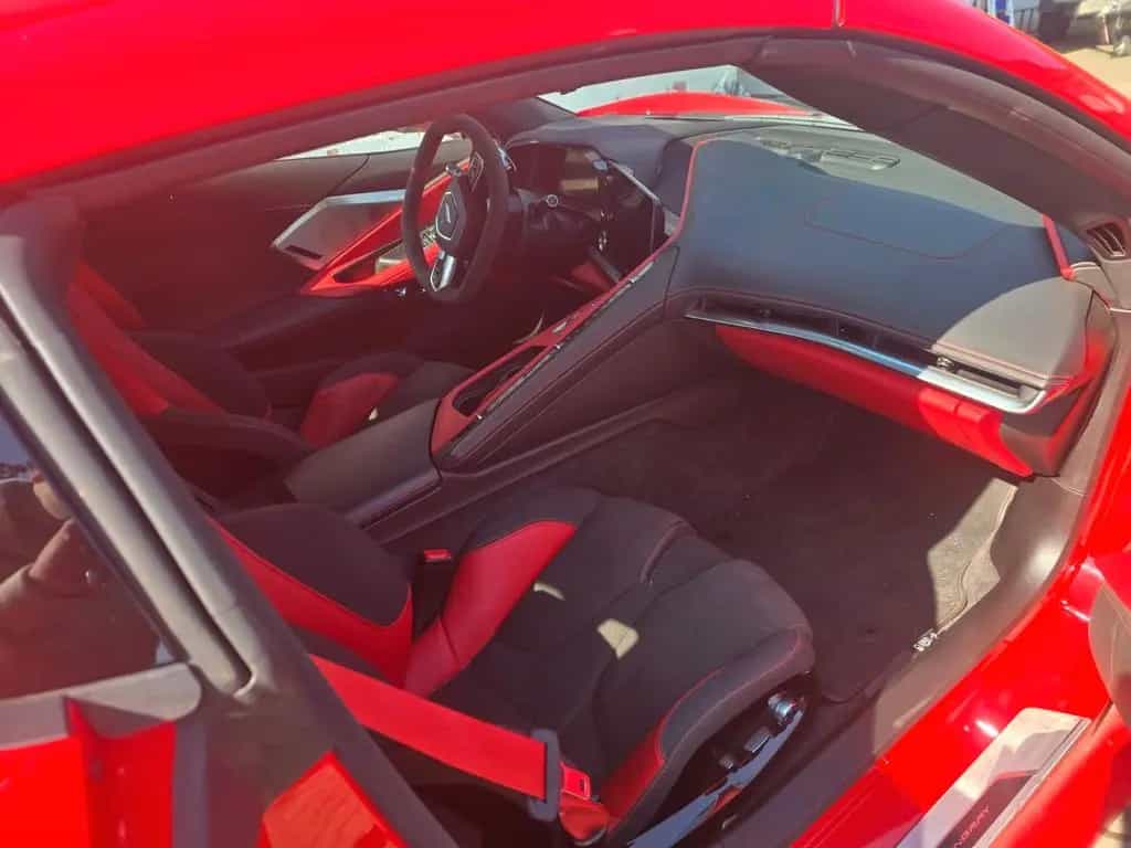 Corvette C8 Stingray 3LT - Deutsches Fahrzeug Unfall frei 11/2022-photo-2