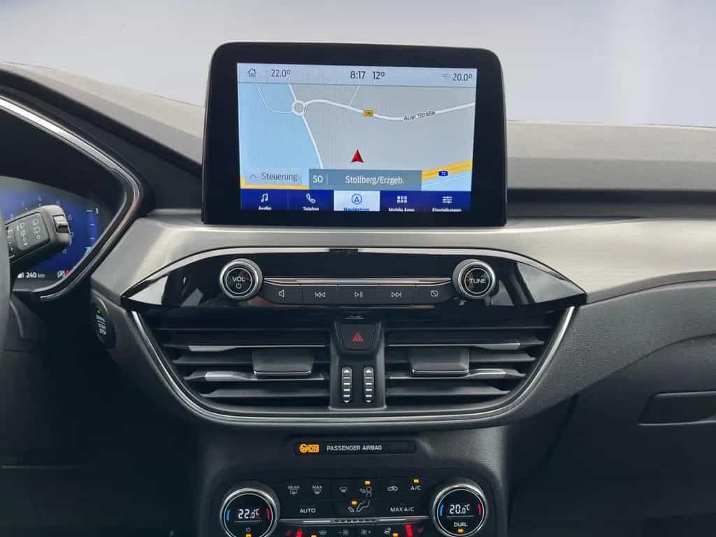 Ford Kuga 1.5EB Titanium Navi+AHK+Kamera+LED+SHZ 12/2020-photo-10