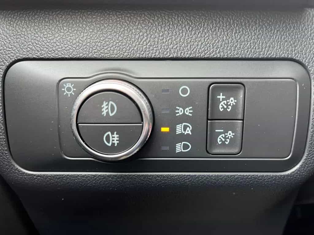 Ford Kuga 1.5EB Titanium Navi+AHK+Kamera+LED+SHZ 12/2020-photo-14