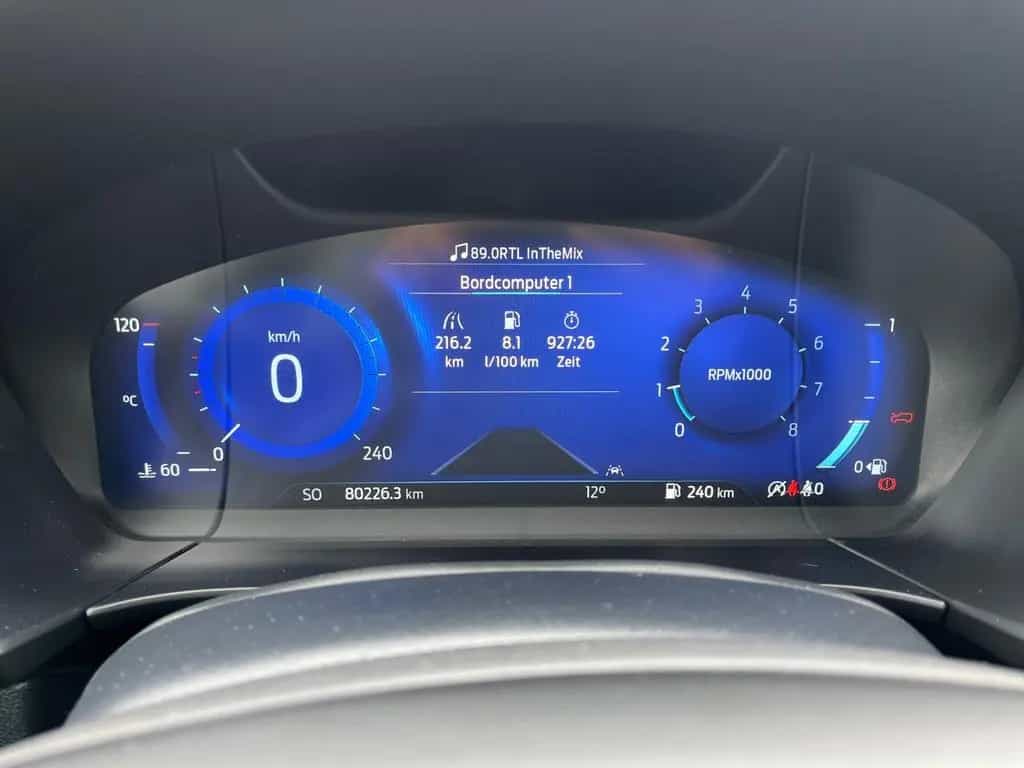 Ford Kuga 1.5EB Titanium Navi+AHK+Kamera+LED+SHZ 12/2020-photo-15