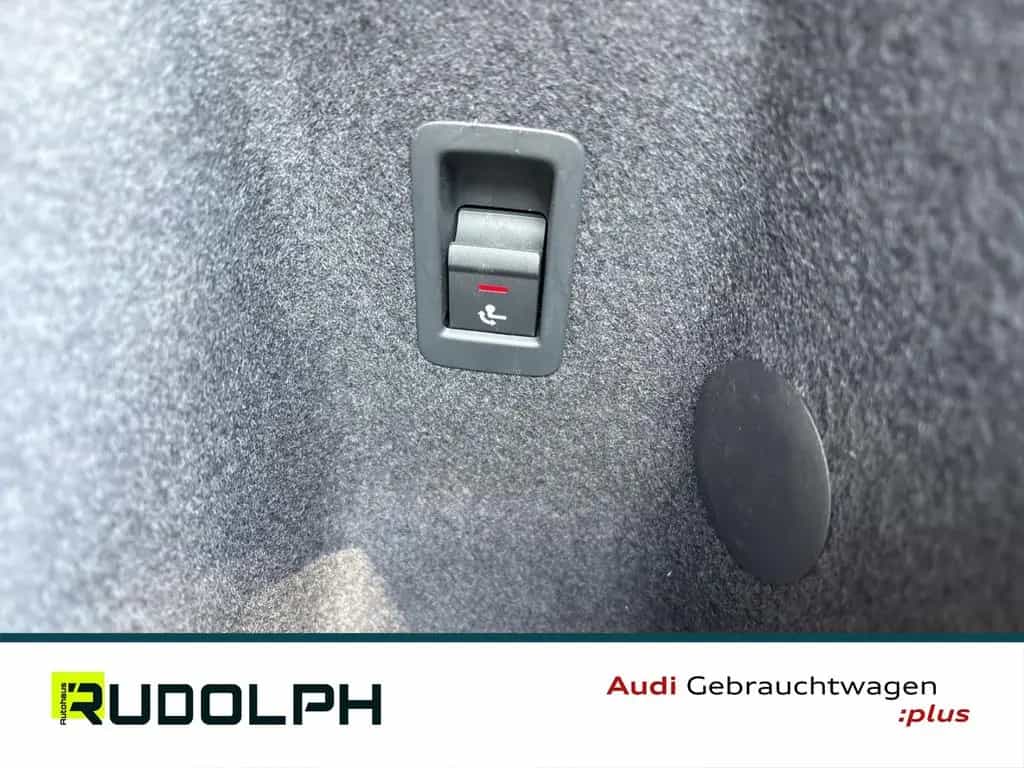 Audi Q3 Sportback 45 TFSI quattro ACC NAVI AHK PDCv+h 02/2021-photo-18