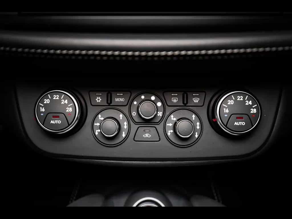 Ferrari FF 6.2 V12 4RM°NOVITEC°GRIGIO GRANITO°PANO°KAM 06/2013-photo-25