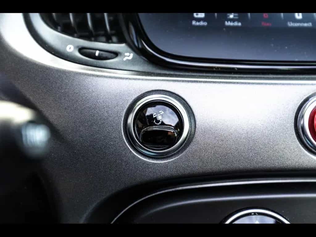 Abarth 595 Turismo C CABRIOLET 1.4 T-JET 16V°AUTO°BEATS 11/2022-photo-15