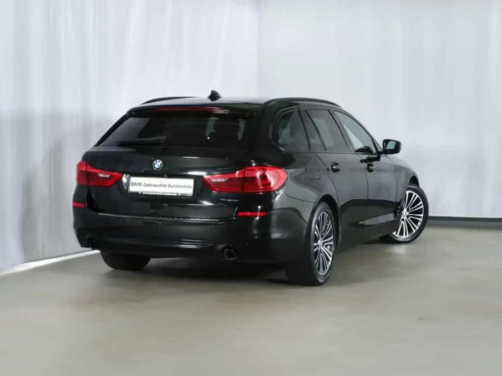 BMW 520 d xDrive Sport Line HUD Sportsitz HIFI 12/2019-photo-1