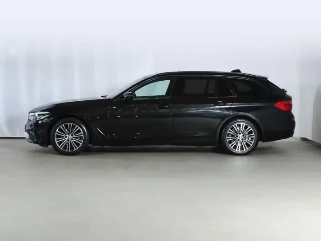 BMW 520 d xDrive Sport Line HUD Sportsitz HIFI 12/2019-photo-2