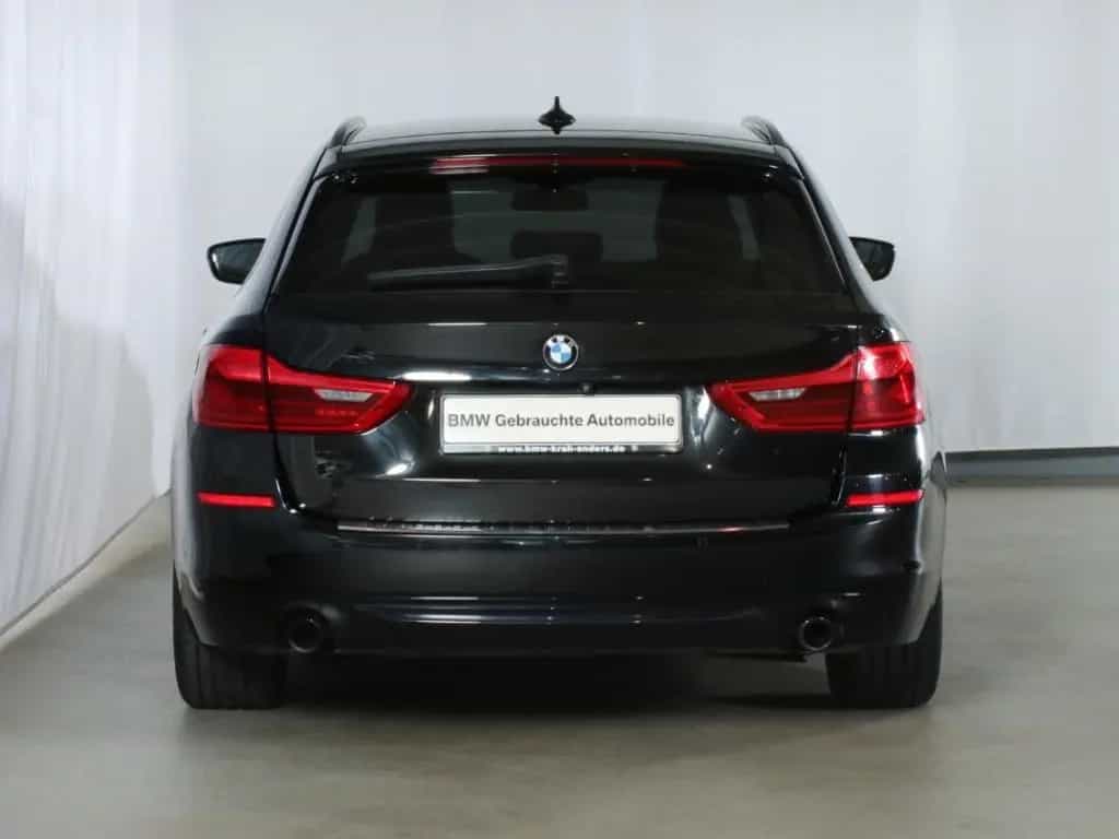 BMW 520 d xDrive Sport Line HUD Sportsitz HIFI 12/2019-photo-5