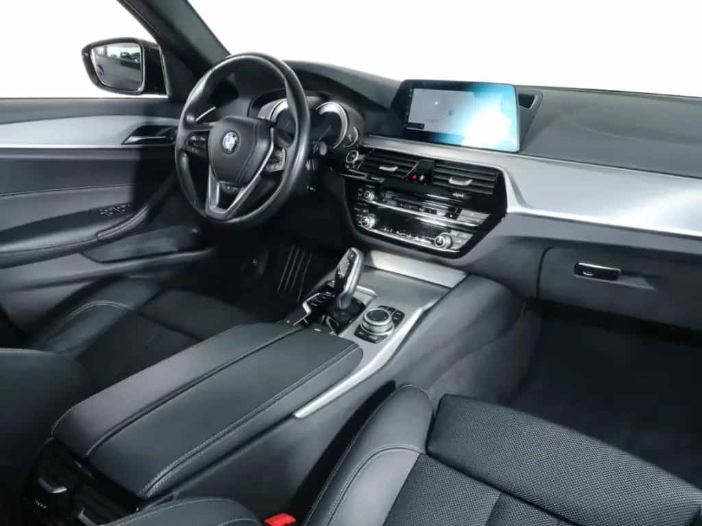 BMW 520 d xDrive Sport Line HUD Sportsitz HIFI 12/2019-photo-7