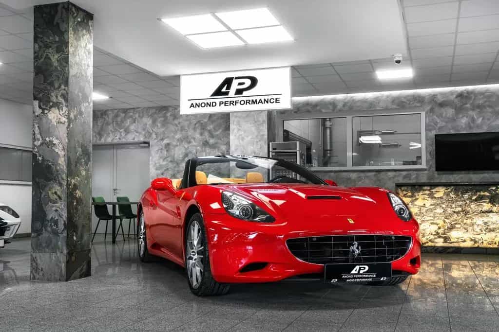 Ferrari California ROSSO CORSA/CAMERA/ 10/2010-photo-0