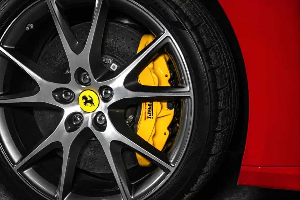 Ferrari California ROSSO CORSA/CAMERA/ 10/2010-photo-10