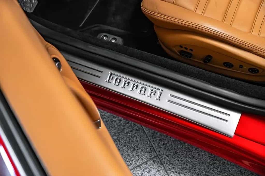 Ferrari California ROSSO CORSA/CAMERA/ 10/2010-photo-18