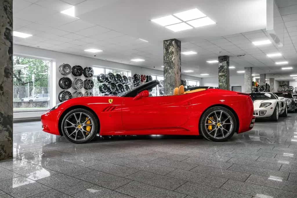 Ferrari California ROSSO CORSA/CAMERA/ 10/2010-photo-3