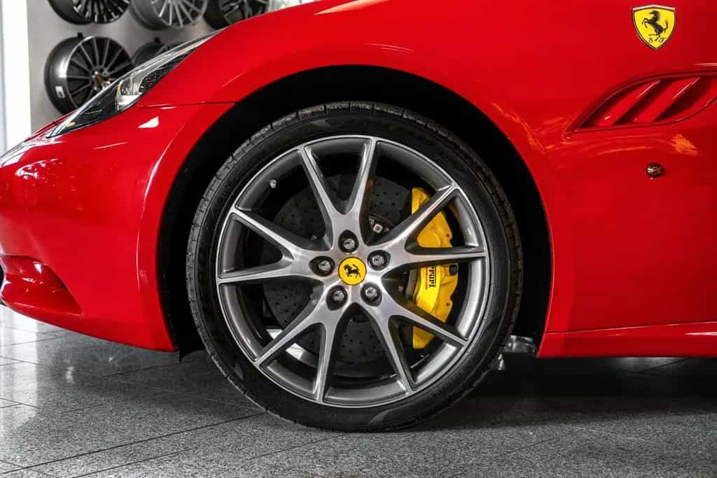 Ferrari California ROSSO CORSA/CAMERA/ 10/2010-photo-7