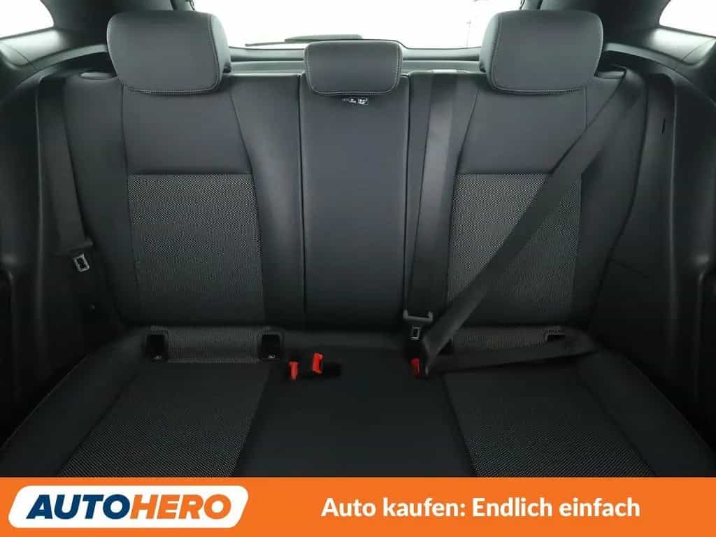 Mercedes-Benz GLA 180 Aut.*NAVI*TEMPO*CAM*PDC*SHZ* 03/2021-photo-15