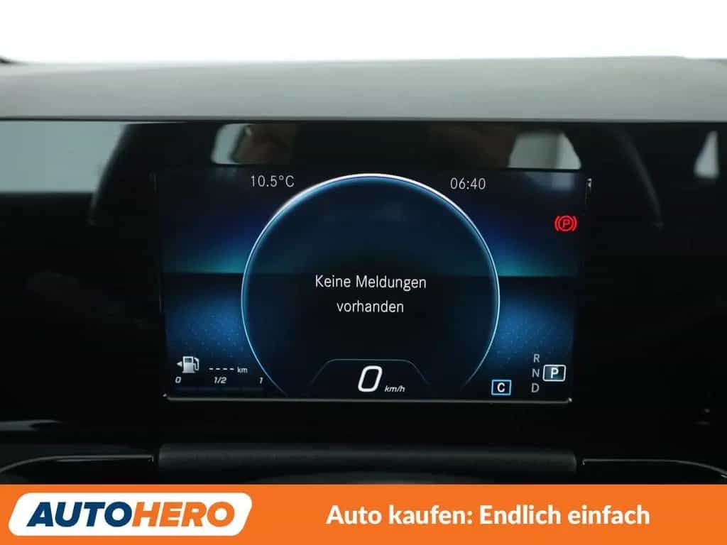 Mercedes-Benz GLA 180 Aut.*NAVI*TEMPO*CAM*PDC*SHZ* 03/2021-photo-19