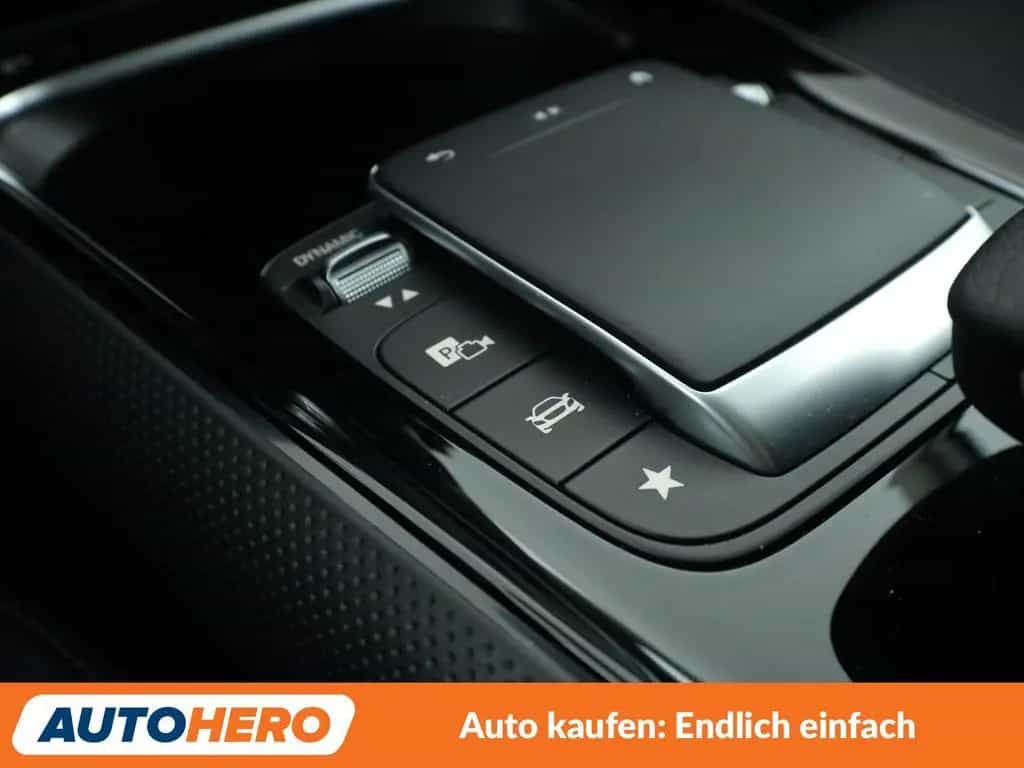 Mercedes-Benz GLA 180 Aut.*NAVI*TEMPO*CAM*PDC*SHZ* 03/2021-photo-24