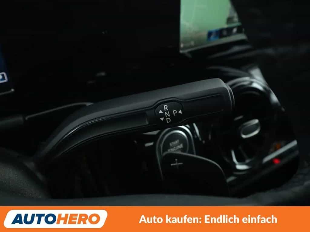 Mercedes-Benz GLA 180 Aut.*NAVI*TEMPO*CAM*PDC*SHZ* 03/2021-photo-28