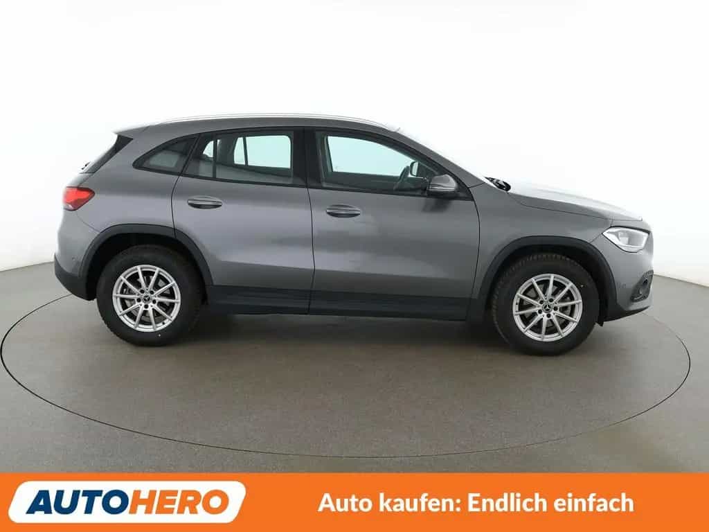 Mercedes-Benz GLA 180 Aut.*NAVI*TEMPO*CAM*PDC*SHZ* 03/2021-photo-6