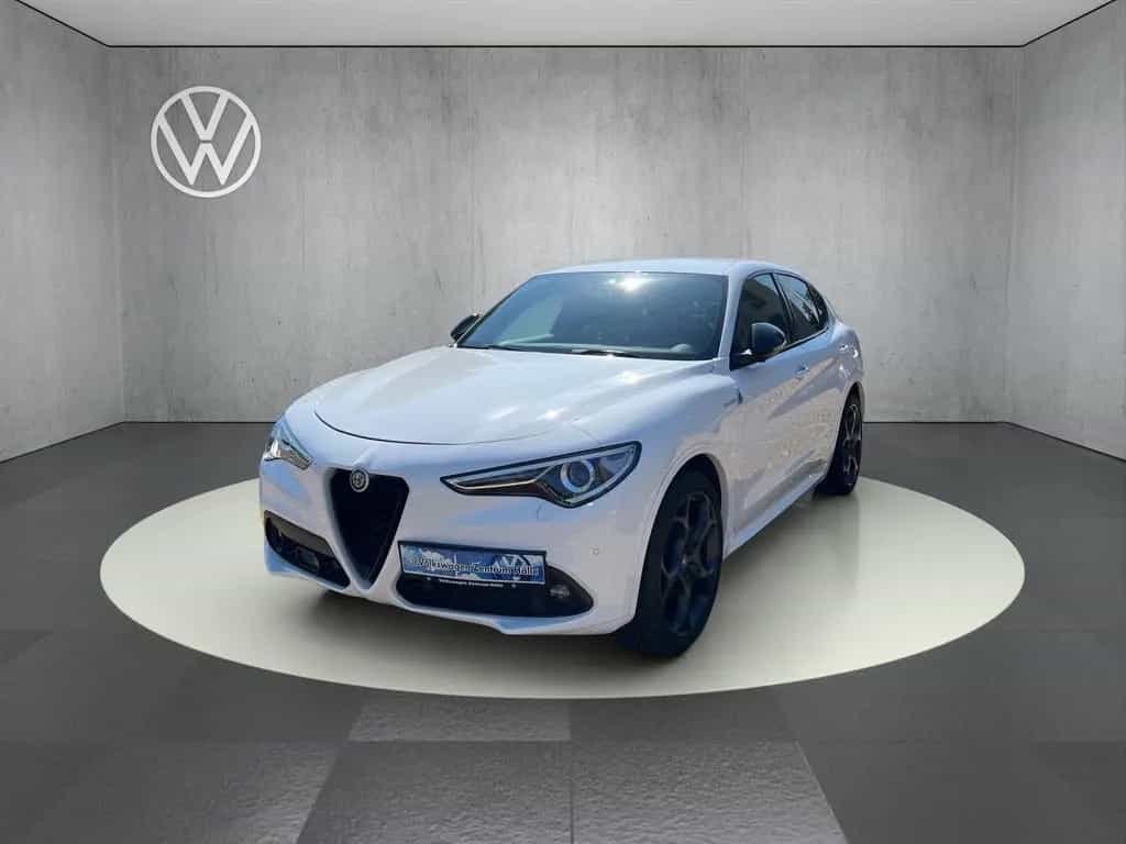 Alfa Romeo Stelvio Veloce Q4 Automatik 04/2022-photo-1