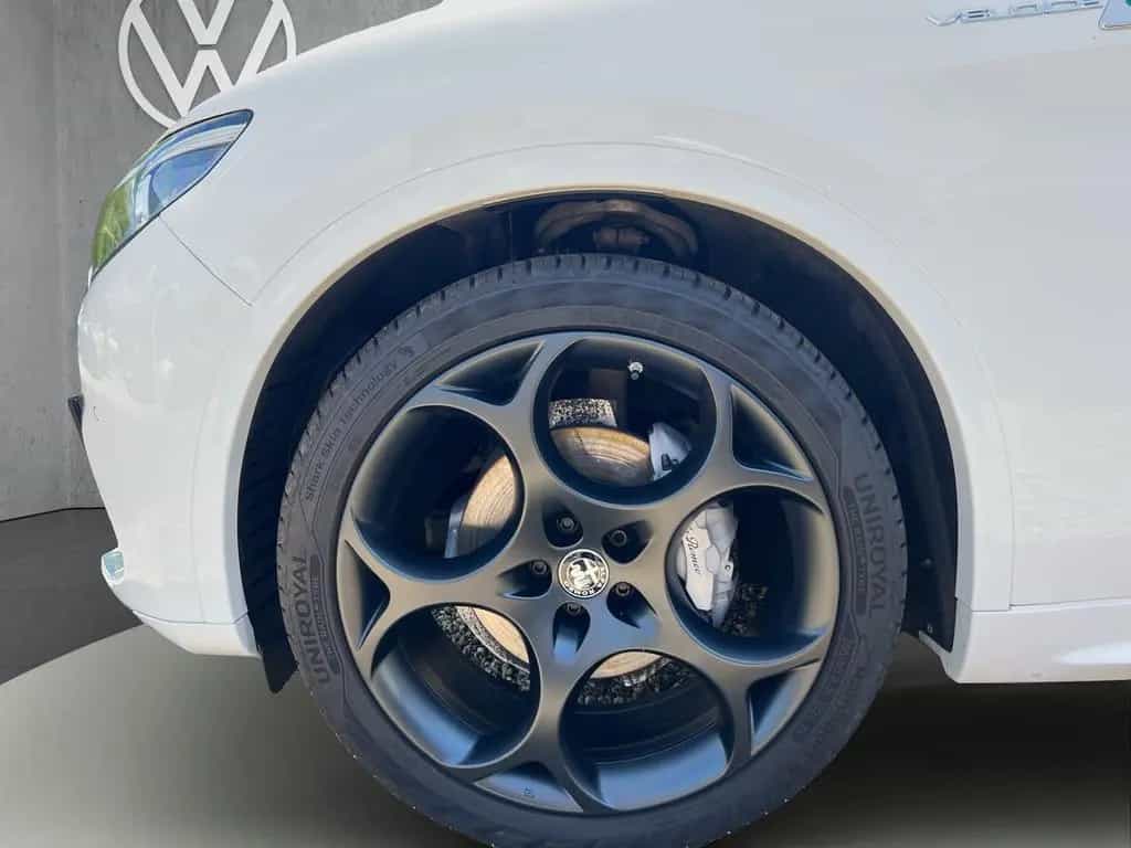 Alfa Romeo Stelvio Veloce Q4 Automatik 04/2022-photo-19