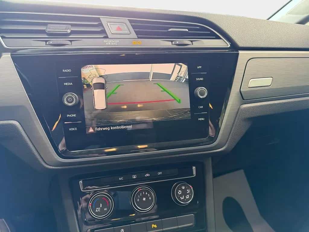 Volkswagen Touran 1.4 TSI Comfortline NAVI  AHK PDC Auto... 04/2018-photo-16