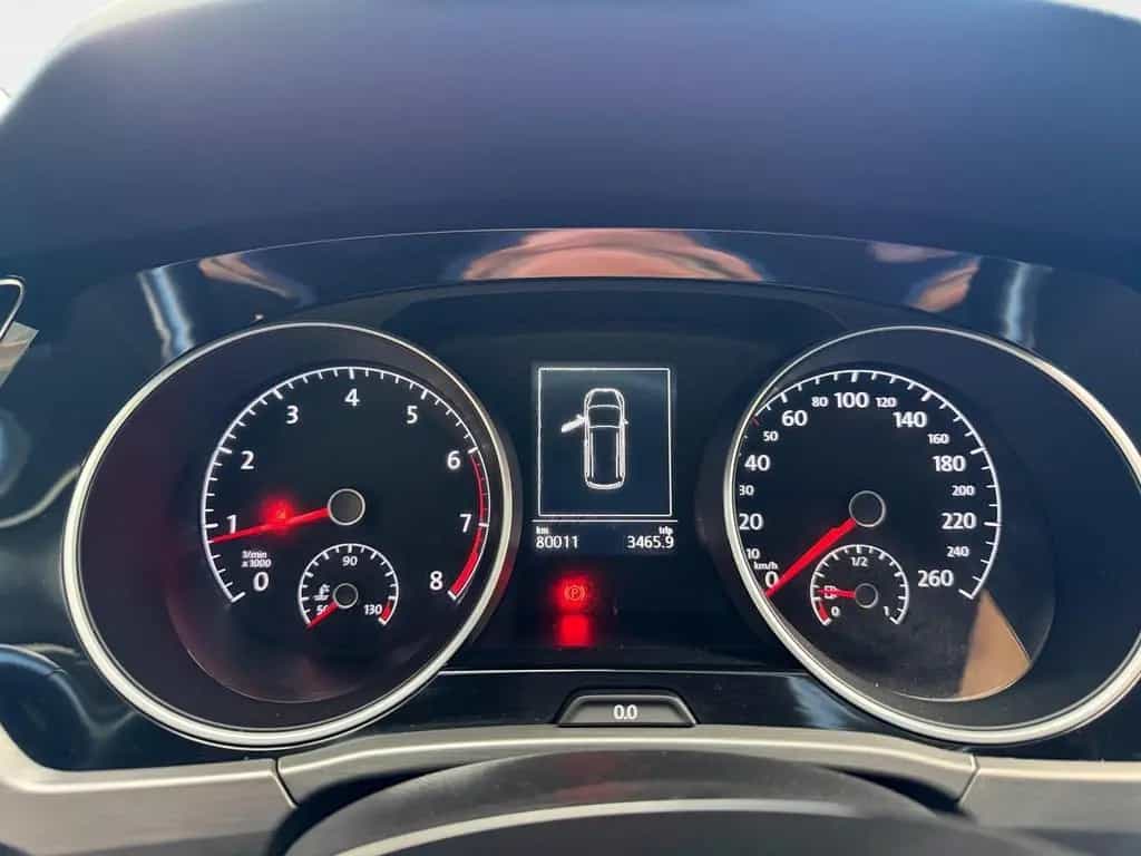 Volkswagen Touran 1.4 TSI Comfortline NAVI  AHK PDC Auto... 04/2018-photo-18