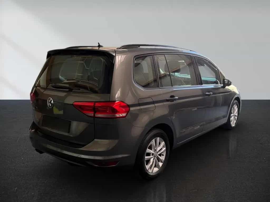 Volkswagen Touran 1.4 TSI Comfortline NAVI  AHK PDC Auto... 04/2018-photo-7