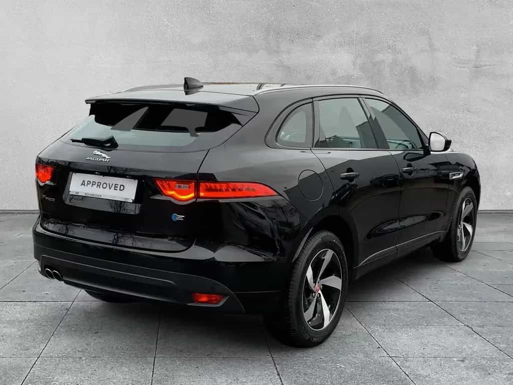 Jaguar F-Pace D165 R-SPORT EPH+NAV+BI-XENON+19"LMF+NSW 05/2017-photo-1