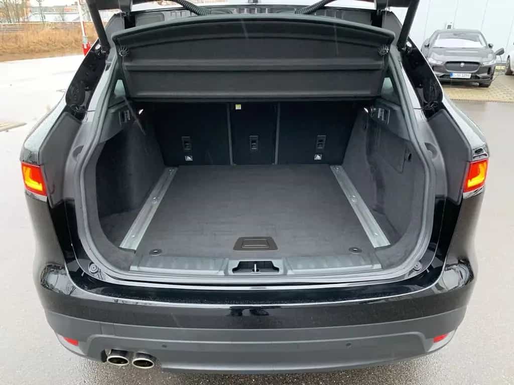 Jaguar F-Pace D165 R-SPORT EPH+NAV+BI-XENON+19"LMF+NSW 05/2017-photo-19