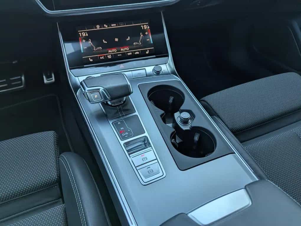 Audi A6 Avant 45 TFSI quattro S-Tronic S-Line 03/2023-photo-17